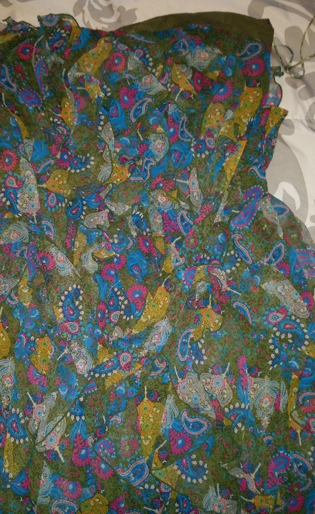 Princess Vera Wang peacock ruffle dress sz 11